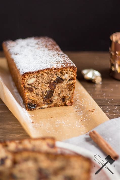 FRÜCHTEBROT der Bote für Weihnachten Law of Baking