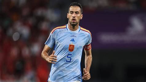 Offiziell Spanien Kapit N Sergio Busquets Verk Ndet R Cktritt Aus Der