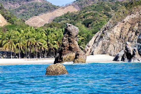 16 Best Michoacan Beaches to Visit in 2024 » Savoteur