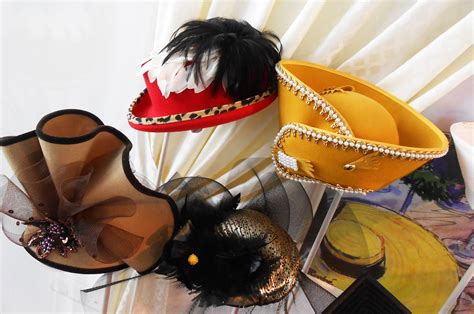 Galer A Sombreros Museo Del Autom Vil Y La Moda De M Laga