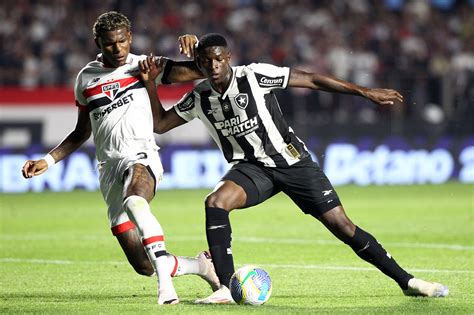 São Paulo x Botafogo saiba como foi o jogo pelo Brasileirão RTI Esporte