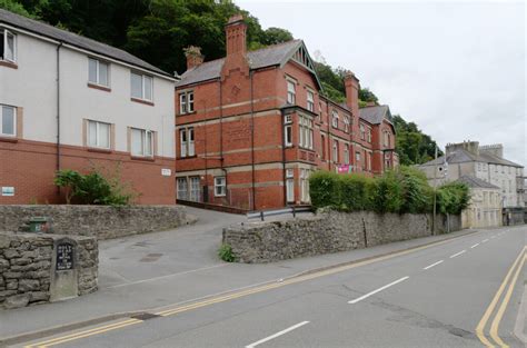 High Street Bangor Habiloid Cc By Sa Geograph Britain And Ireland