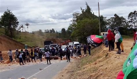 Comunidades Indígenas Bloquean La Vía Panamericana Exigiendo