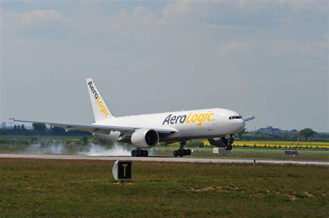 2009 - 2010 Boeing 777 Freighter Gallery 360931 | Top Speed