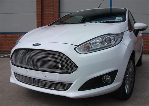 Ford Fiesta Mk75 Zetec S Zunsport Front Grille Set