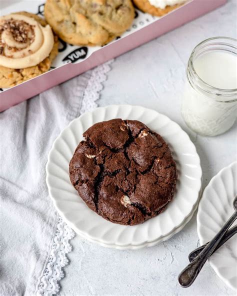 Crumbls Chocolate Cookie Flavors Complete List Elle Makes Dessert