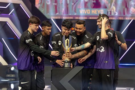 Vivo Keyd Conquista Bicampeonato Da Liga Brasileira De Free Fire