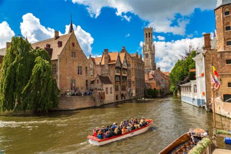 The 15 Best Things to do in Bruges, Belgium – Wandering Wheatleys