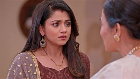 Watch Parineetii Season Episode Neeti Discovers Bebe S Evil