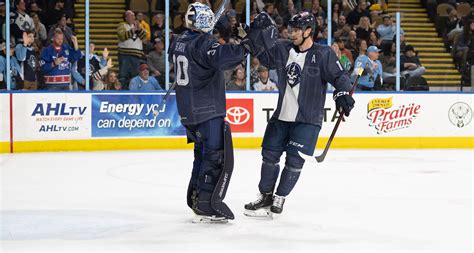 Ads Take Sixth Straight Win Milwaukee Admirals