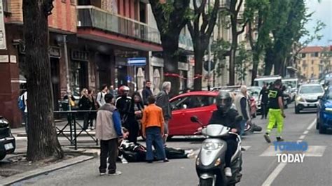 Incidente In Corso Dante Angolo Via Saluzzo A Torino Scontro Tra Moto