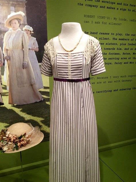 Downton Abbey Costume Exhibit - Sew Wrong | Downton abbey costumes, Downton abbey fashion ...