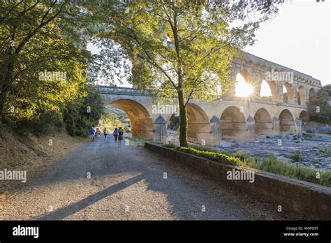 France Gard Vers Pont Du Gard The Pont Du Gard Listed As World Heritage