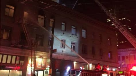 San Francisco Firefighters Battle 4 Alarm Blaze Abc7 San Francisco