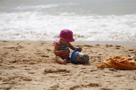 Images Gratuites plage mer le sable océan noir et blanc jouer