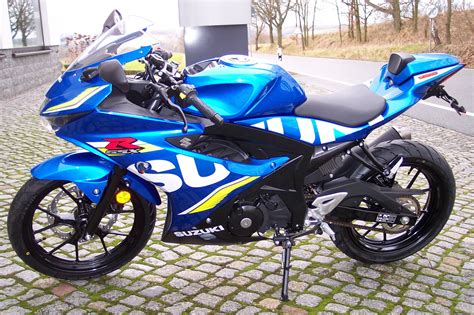 Umgebautes Motorrad Suzuki Gsx R Von Zweirad N Rnberger Ps De