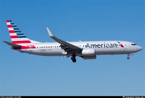 N948NN American Airlines Boeing 737 823 WL Photo By Jan Seba ID