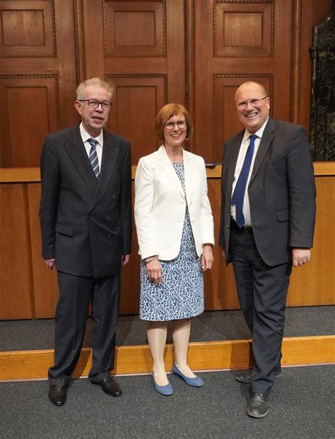 Amtswechsel Vollzogen Dr Margit Zorn Neue Pr Sidentin Des