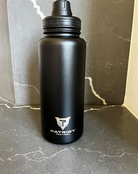 Water Bottle 32oz Insulated