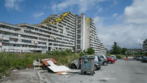 Scampia I Dannati Della Vela Celeste Qui Prima Si Campava Ora Non