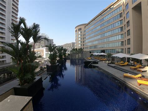 Fotos Y Opiniones De La Piscina Del Trident Bandra Kurla Tripadvisor