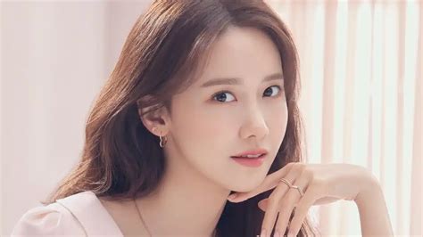 5 เรื่องน่ารู้ของยุนอา Yoona พร้อมประวัติและผลงาน