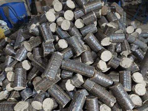 Saw Dust Biomass Briquettes For Boiler Thickness Mm At Rs