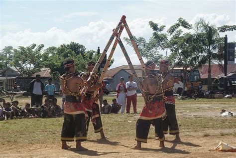 Unsur Dasar Pendukung Tari Macam Macam Tarian Di Indonesia