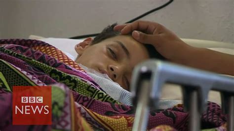 Inside A Gaza Hospital During Israeli Ground Offensive Bbc News Youtube