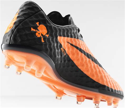 Nike Hypervenom Released + 2 New Nike Hypervenom Boots Leaked - Footy ...