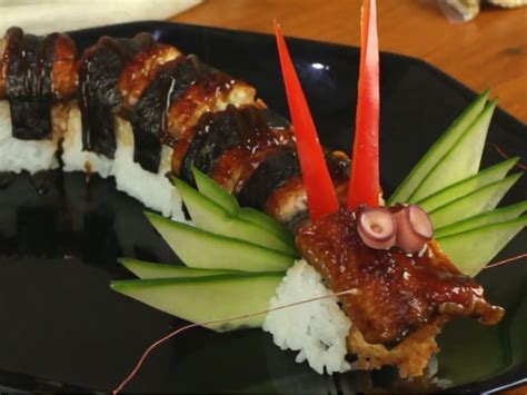 Watch This Master Sushi Chef Create A Dragon Sushi Roll 15 Minute