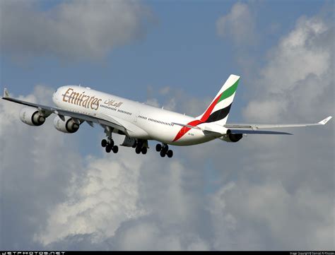 A Erb Airbus A Emirates Sarmad Al Khozaie Jetphotos