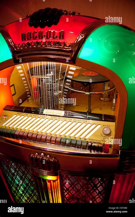 Jukebox 1950s Hi Res Stock Photography And Images Alamy