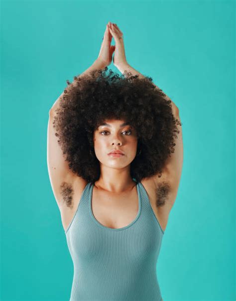 480 Hairy Armpits On Women Fotos De Stock Imagens E Fotos Royalty Free Istock