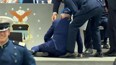 Joe Biden Falls Onstage At Us Air Force Academy Graduation Ceremony