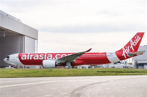 Asie Le Er Airbus A Neo Airasia X Fait Son Roll Out Actu Aero