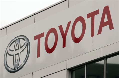 Toyota e Idemitsu acuerdan desarrollar una producción en masa de