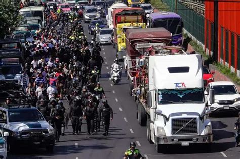 Cancelan Transportistas Paro Nacional Programado Para Este Lunes