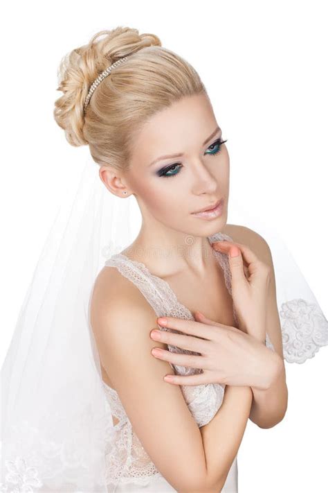 Jeune Mari E Blonde Modeste Photo Stock Image Du Femelle Mode