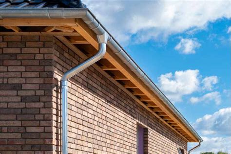 Pros And Cons Of Sectional Gutters