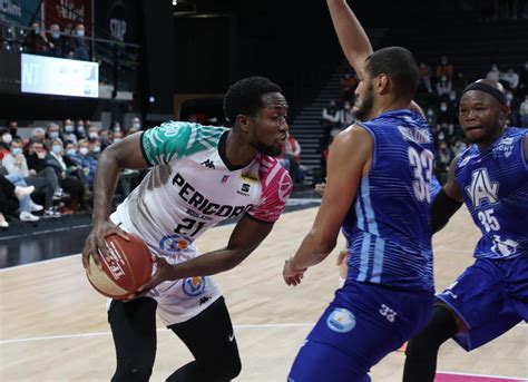 Basket ball Pro B le Boulazac Basket Dordogne part à Saint Chamond