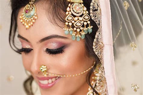 Make A Statement At Your Intimate Wedding With These Colorful Eye