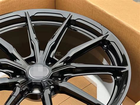 Custom Forged Alloy Wholesale Passenger Car Wheels Rims 5 Holes 18 19