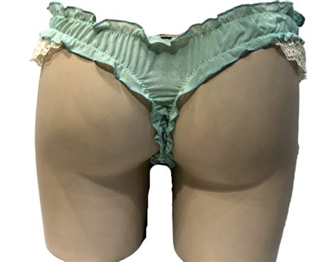 Γυναικείο String slip Lida Βεραμάν Λεπτομέρειες δαντέλας lingerie