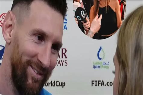 Las Veces Que Lionel Messi Y Sofía Martínez Protagonizan Miradas Románticas Voces Criticas