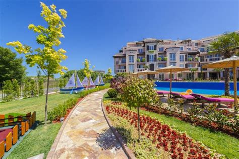 Хотел Свети Йоан — Rezervaciq.com