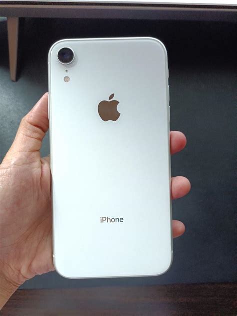 IPhone XR White 64gb Globelocked, Mobile Phones & Gadgets, Mobile Phones, iPhone, iPhone X ...