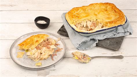 Creamy Chicken Leek And Ham Hock Pie Filling Kenwood Recipes