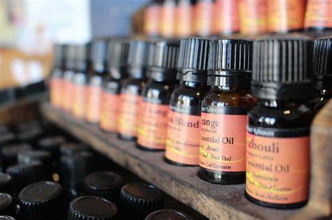 Guide To Oils For Indian Head Massage Massage Gear Guru