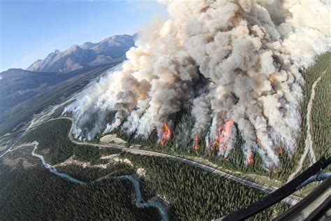 Wildfires Force More Evacuations In Western Canada Fort Mcmurray Today